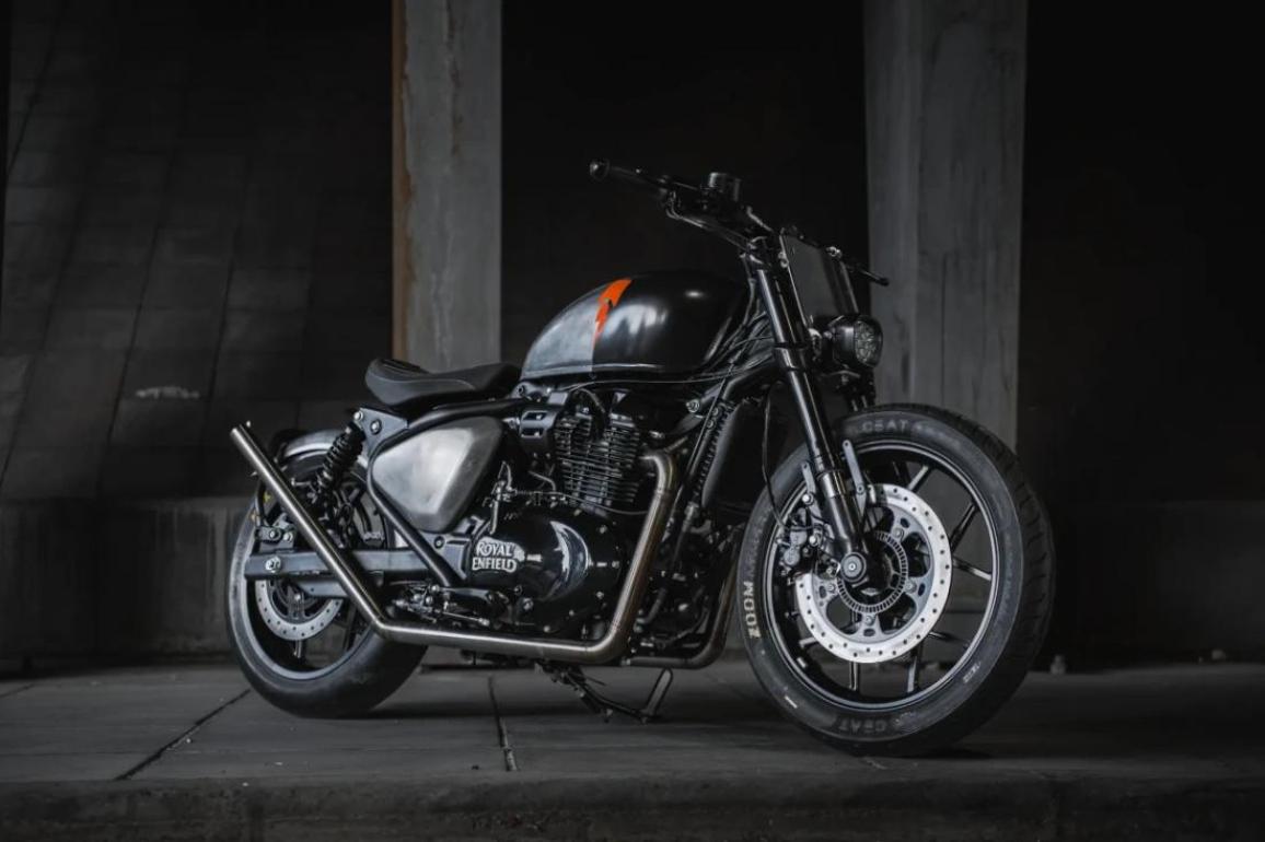 Royal Enfield Busted Knuckles Build Off AU