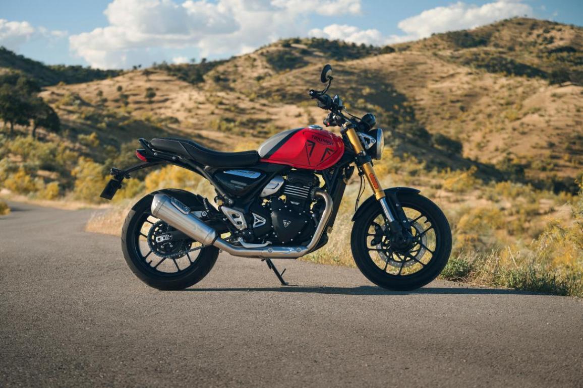 triumph street 400