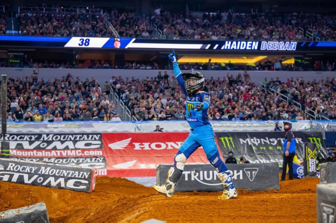 Supercross 2024, Arlington - O Webb με Yamaha κερδίζει, μειώνοντας τη διαφορά από τον πρωτοπόρο Lawrence [VIDEO]