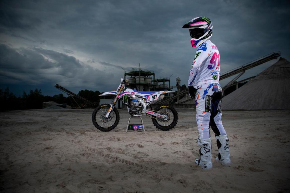 YZ Special Livery