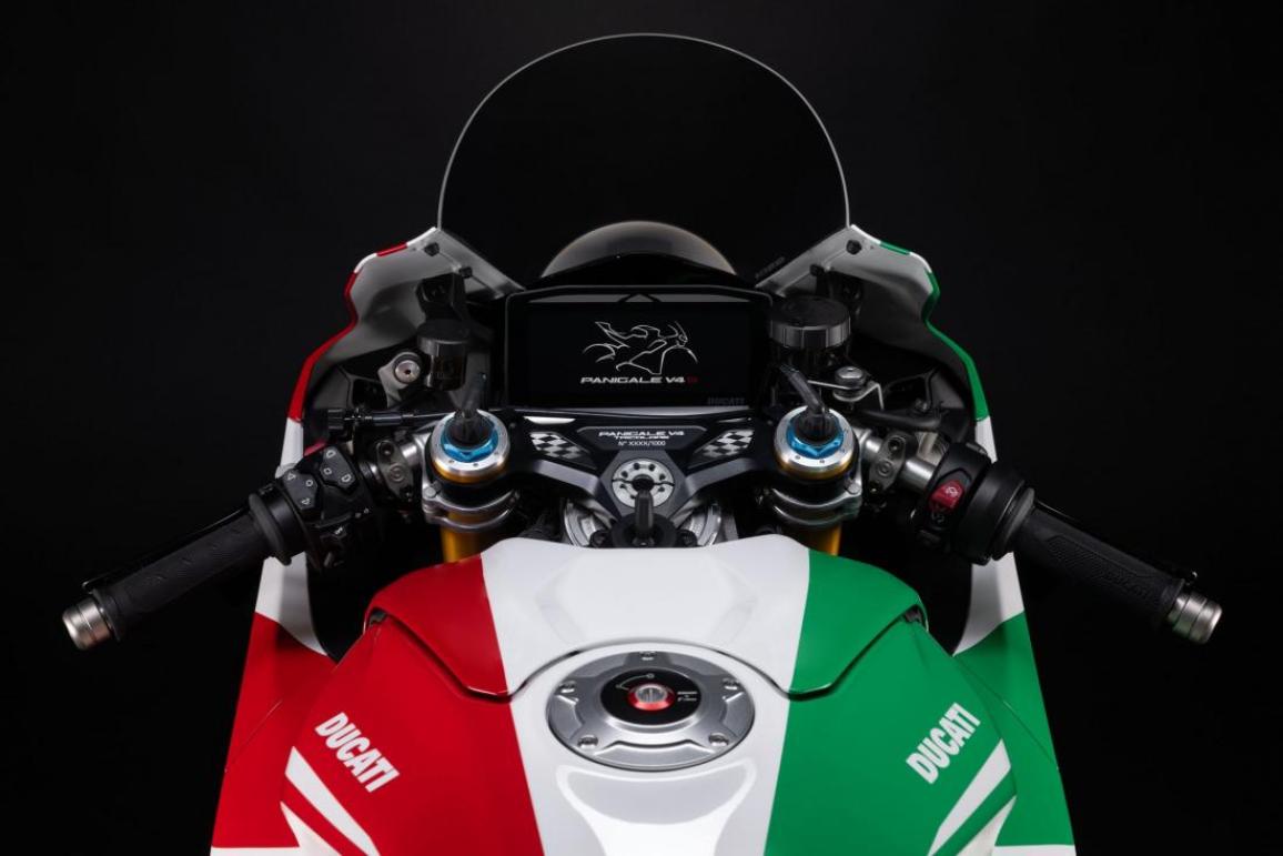 Ducati Panigale V4 Tricolore 2025