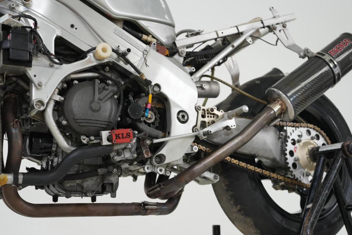 Auction Joey Dynlop RC30 and RC45