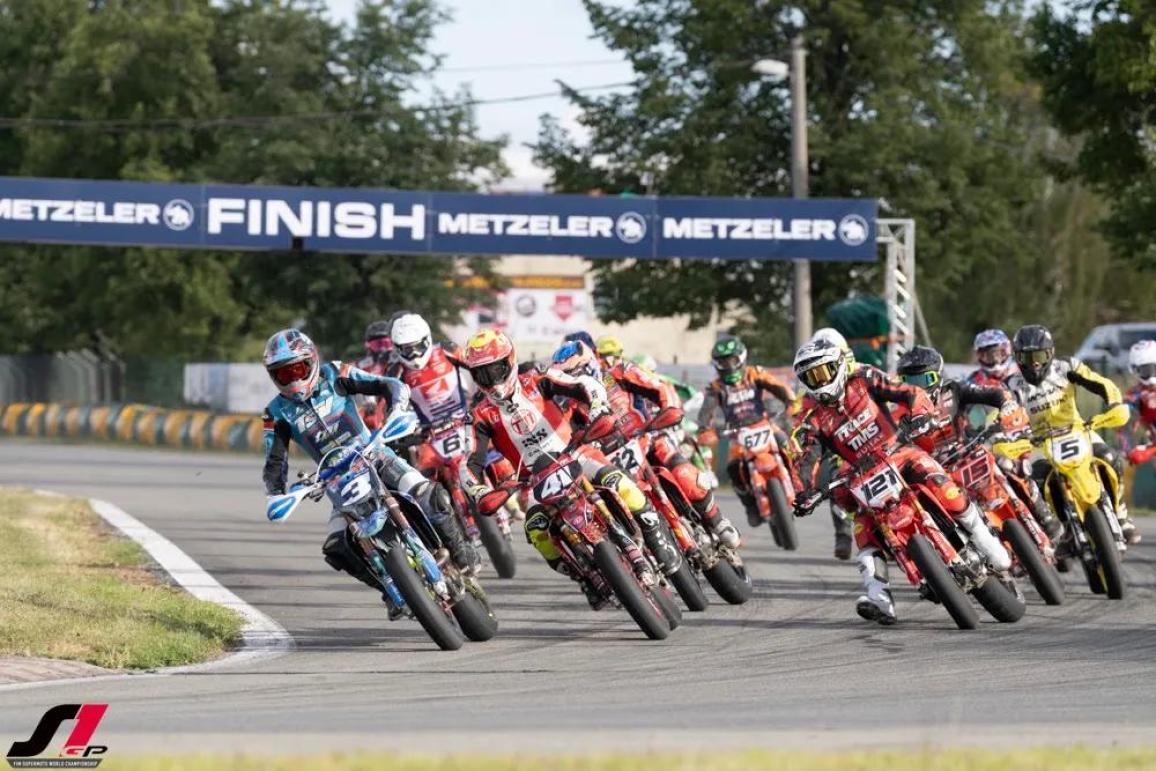 Supermoto