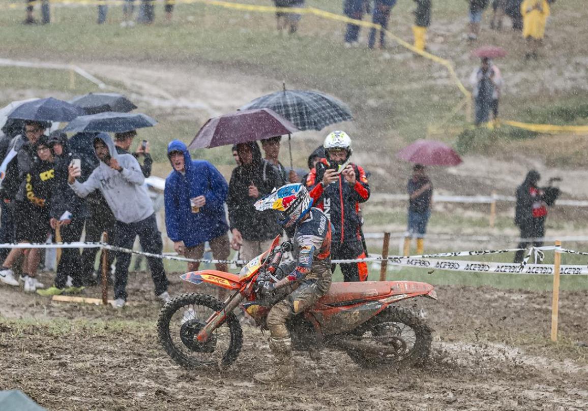 EnduroGP – Ο Andrea Verona πήρε την νίκη την δεύτερη μέρα στο GP της πατρίδας του