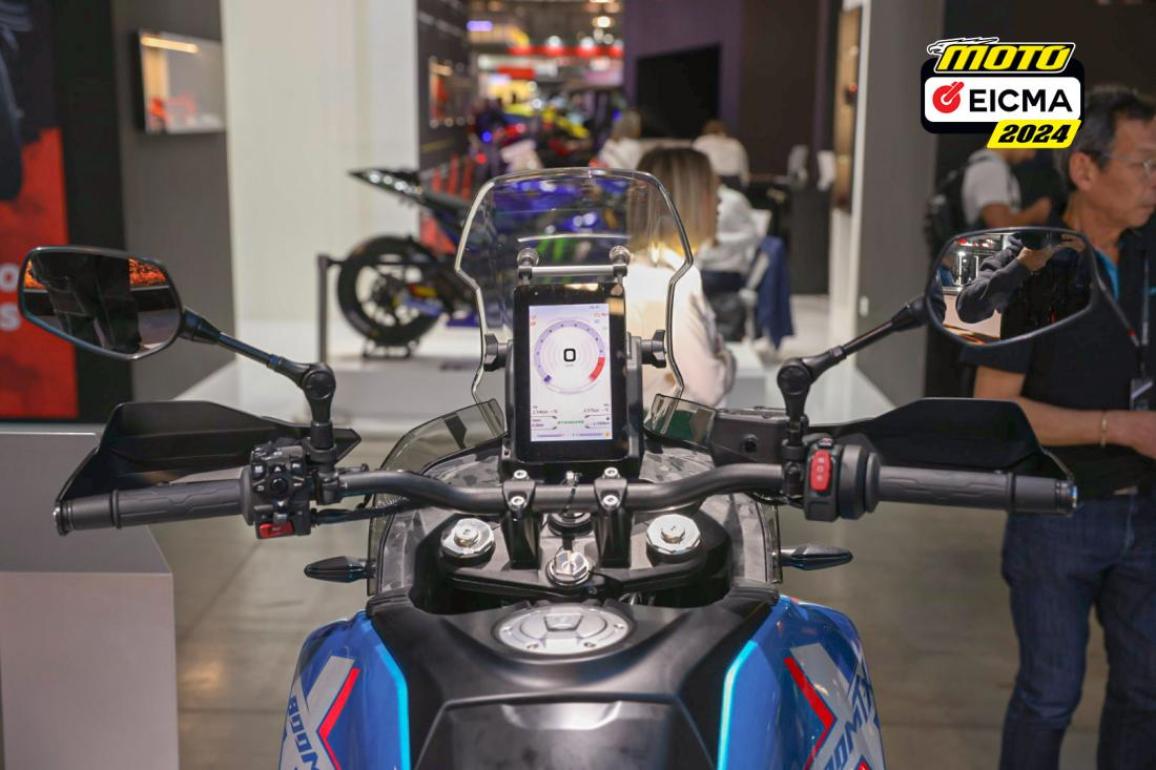 CFMOTO 800MT-X