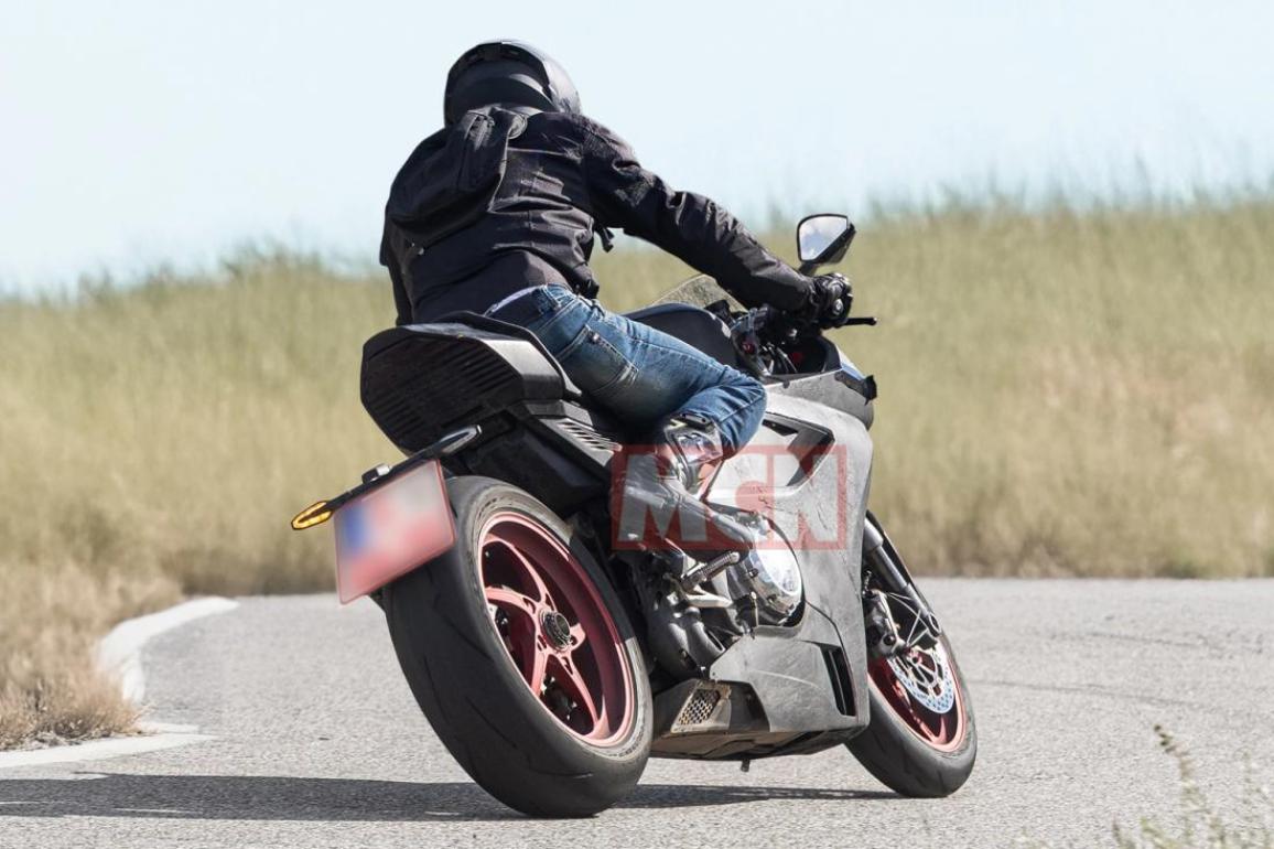 Norton V4