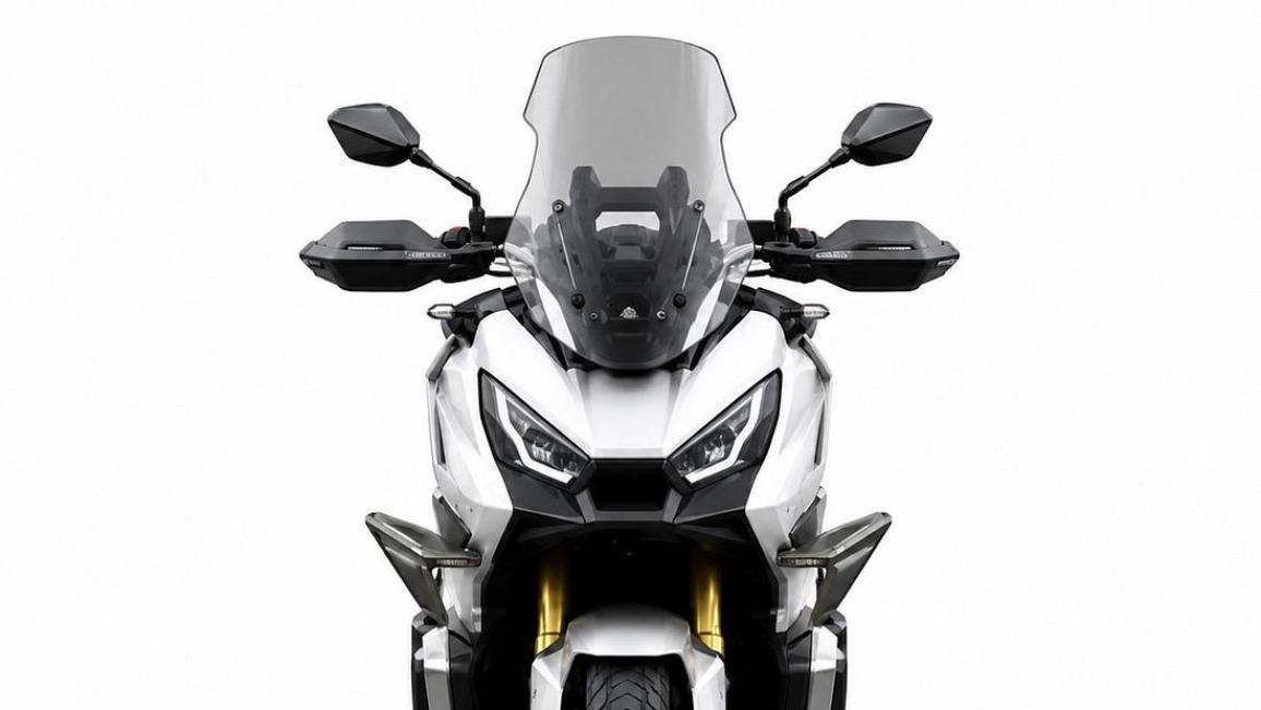 QJMOTOR scooter 900 κ.εκ. 2026 