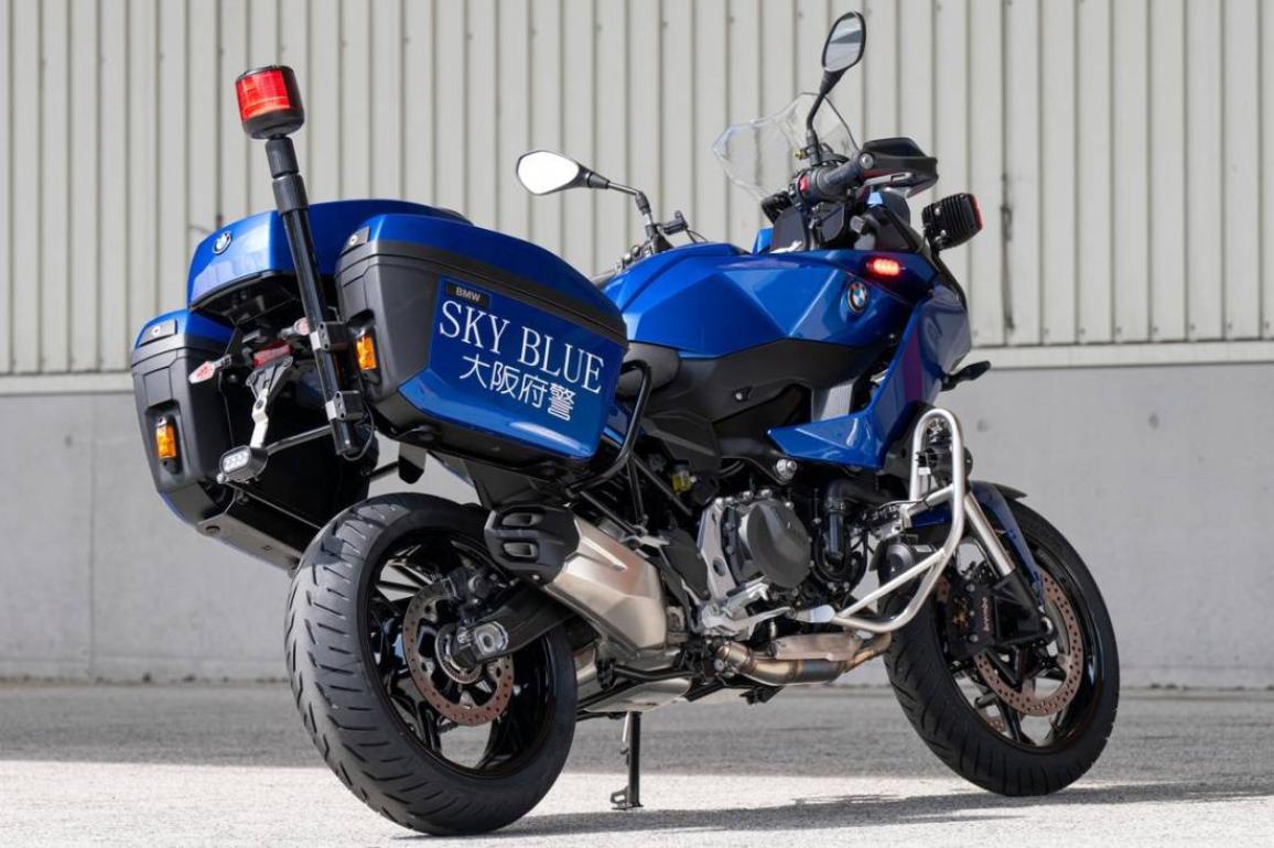 Osaka Police BMW F 900 XR