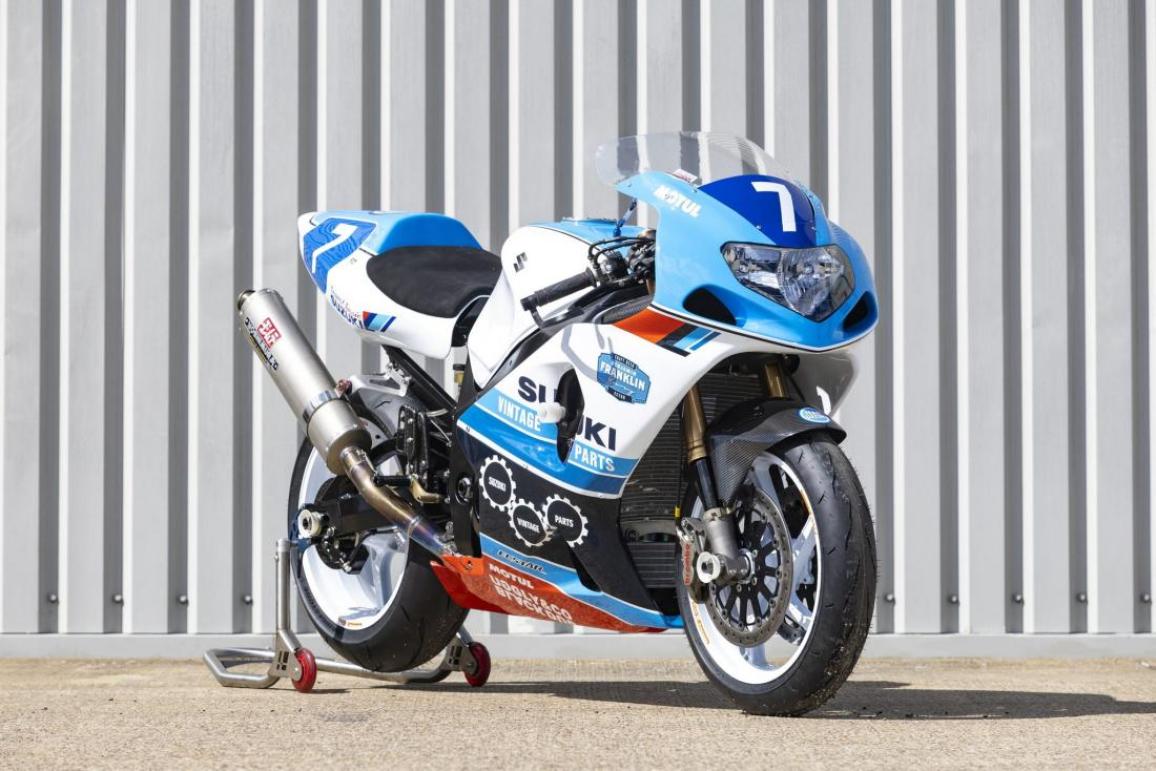 Team Classic Suzuki GSX-R1000 K1