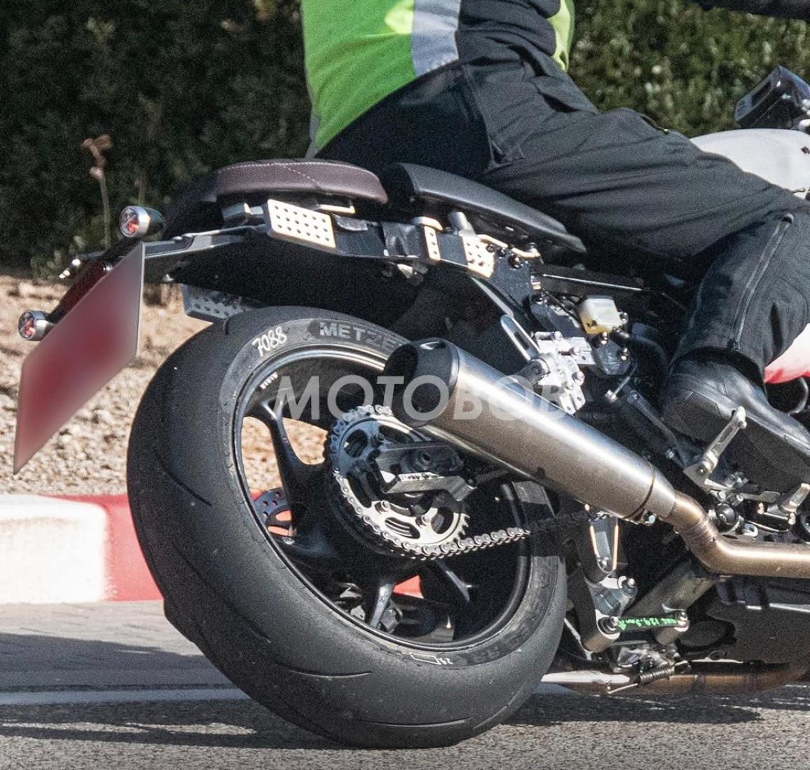 triumph speed twin 1200 spy pics