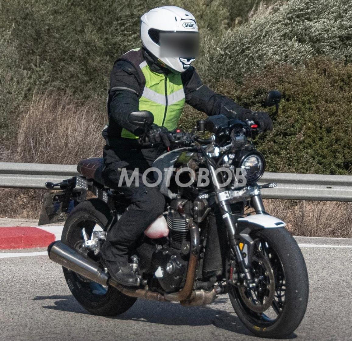 triumph speed twin 1200 spy pics