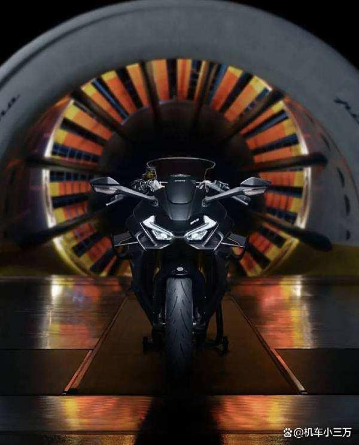 CFMOTO 750SR-S