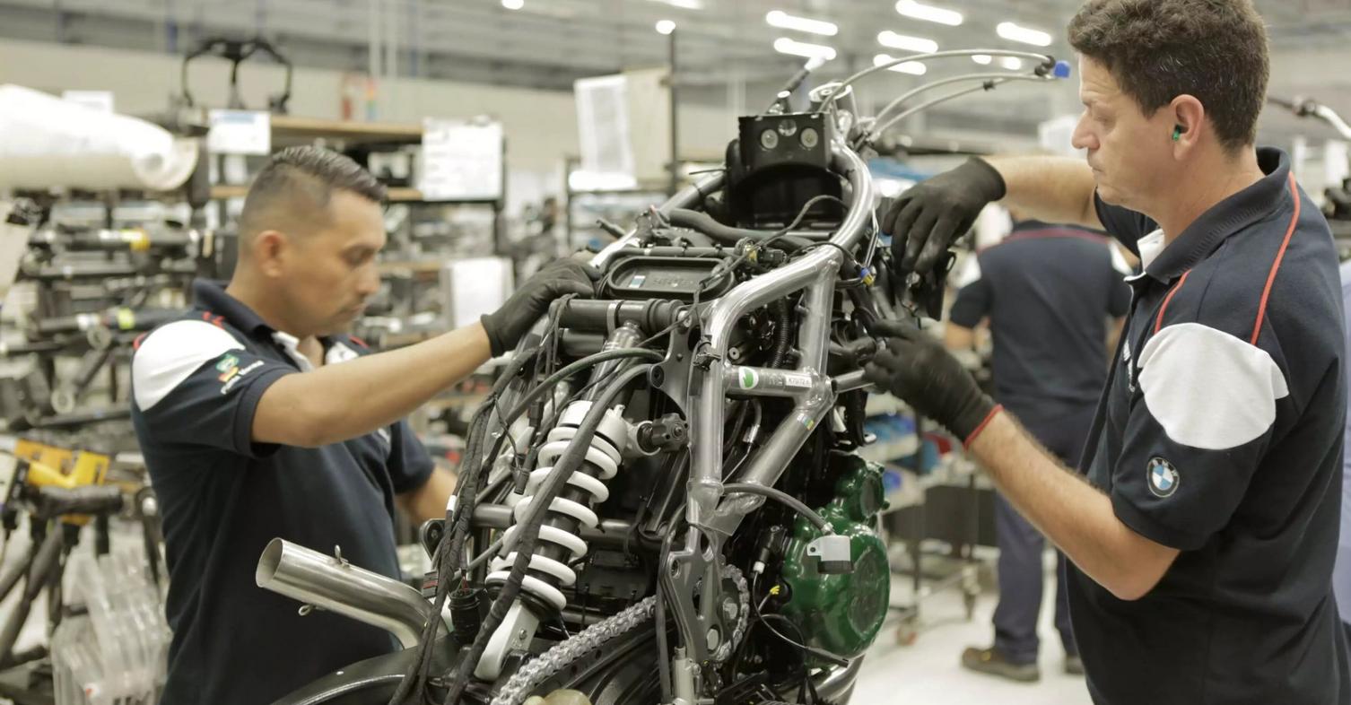 motomag BMW: Ξεκίνησαν εκ νέου οι πωλήσεις μοτοσυκλετών με θερμικό κινητήρα στη Βόρεια Αμερική