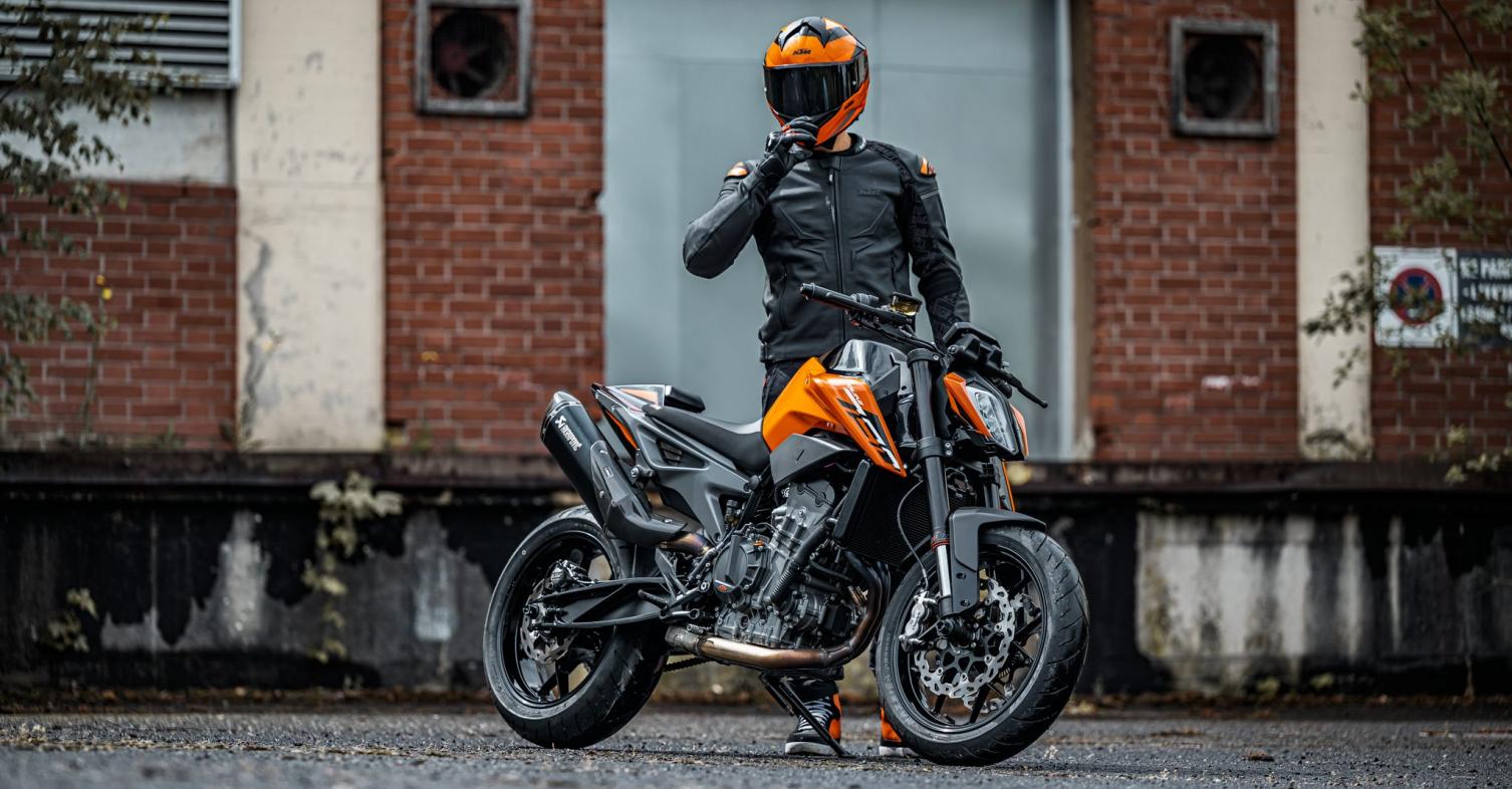 KTM 790 Duke 2024