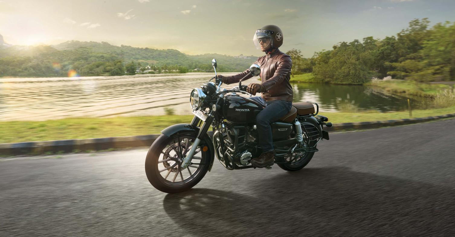 motomag Honda CB 350 DLX – Με ρετρό σχεδιασμό και πρώτο σταθμό την Ινδία