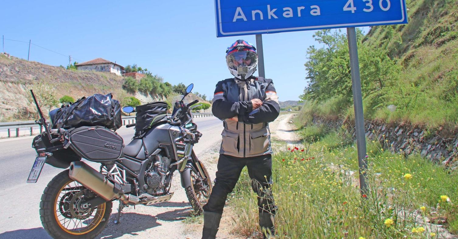 motomag KOVE 800X PRO, Silk Road, A’ Ανταπόκριση – Το ταξιδιωτικό του Κωνσταντίνου Μητσάκη στο Δρόμου του Μεταξιού προς την Ανατολή ξεκίνησε