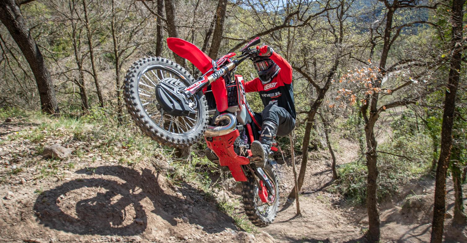 motomagRieju MR Hard Enduro Replica Alfredo Gomez – Ξεχωριστή έκδοση περιορισμένης παραγωγής