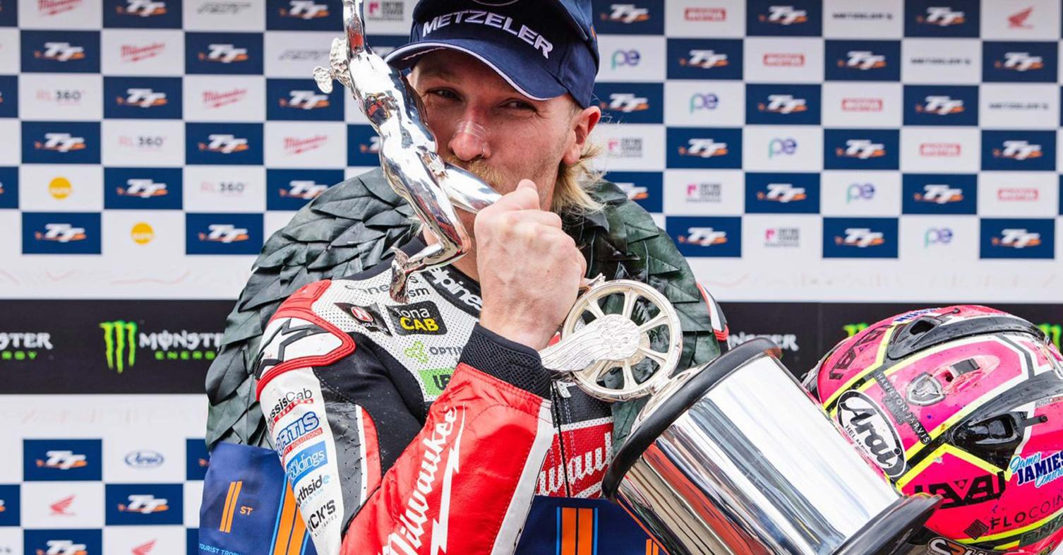 motomagIsle of Man TT 2024, Superstock TT 1 – O Davey Todd παίρνει την πρώτη του νίκη στον θεσμό