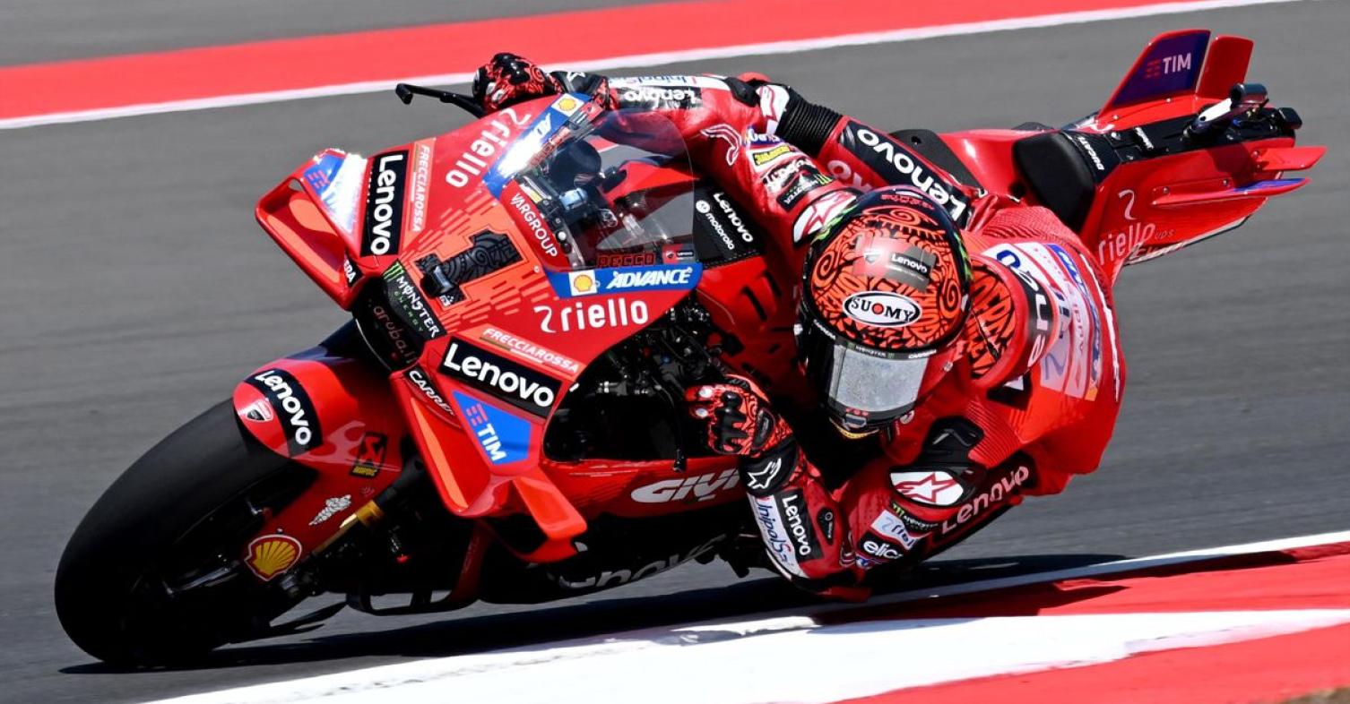 MotoGP Ινδονησία Sprint: Χάρισμα Martin σε Bagnaia – Κράτησε λίγο η κίτρινη θάλασσα σημαιών