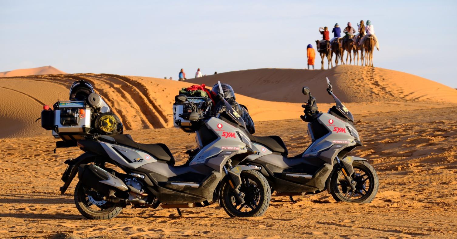 Scooter2 dakar SYM ADX 300 2024