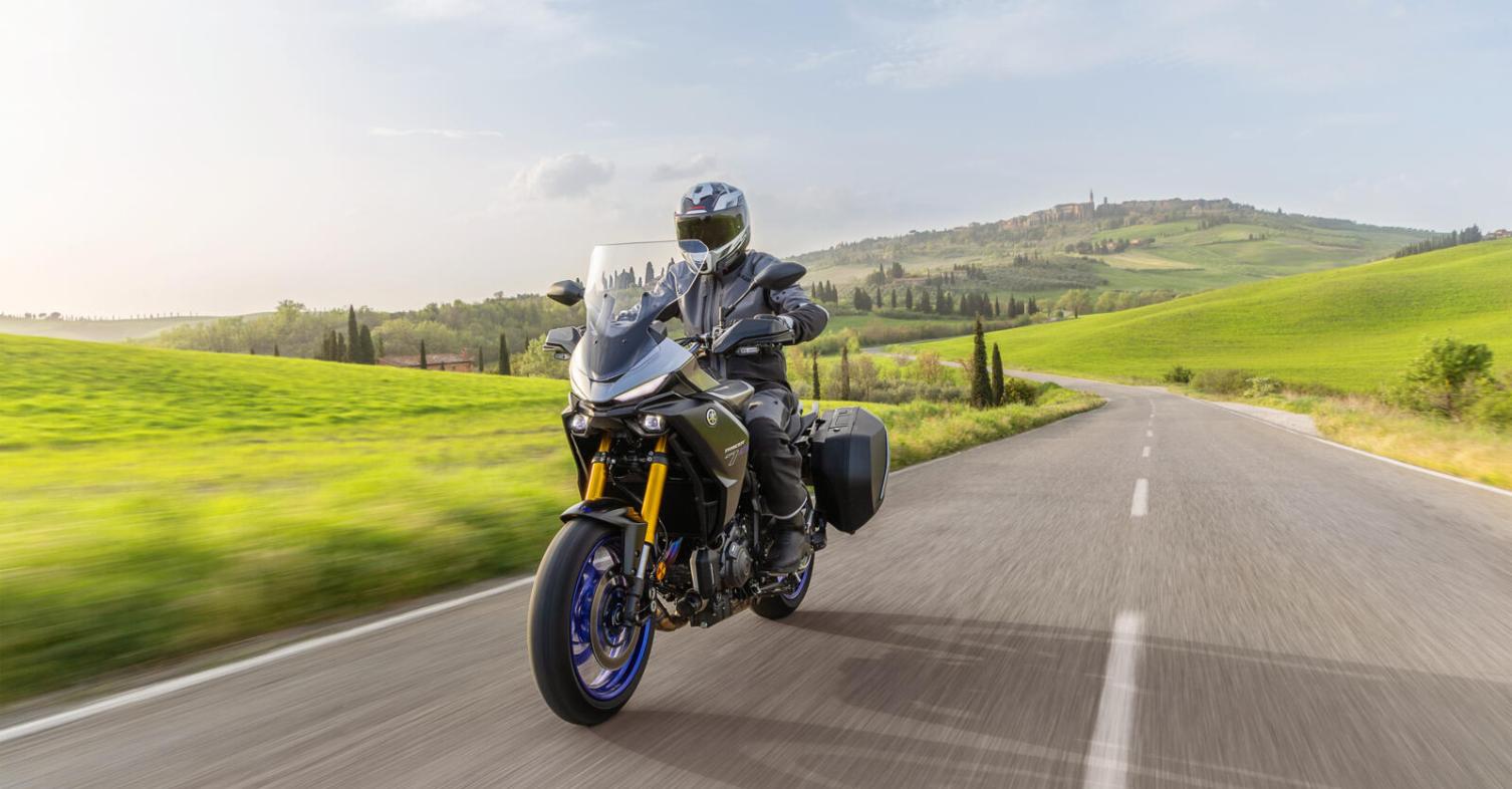 Νέο Yamaha Tracer 7 / GT 2025: Παρουσιάστηκε ανανεωμένο με την προσθήκη ηλεκτρονικού γκαζιού