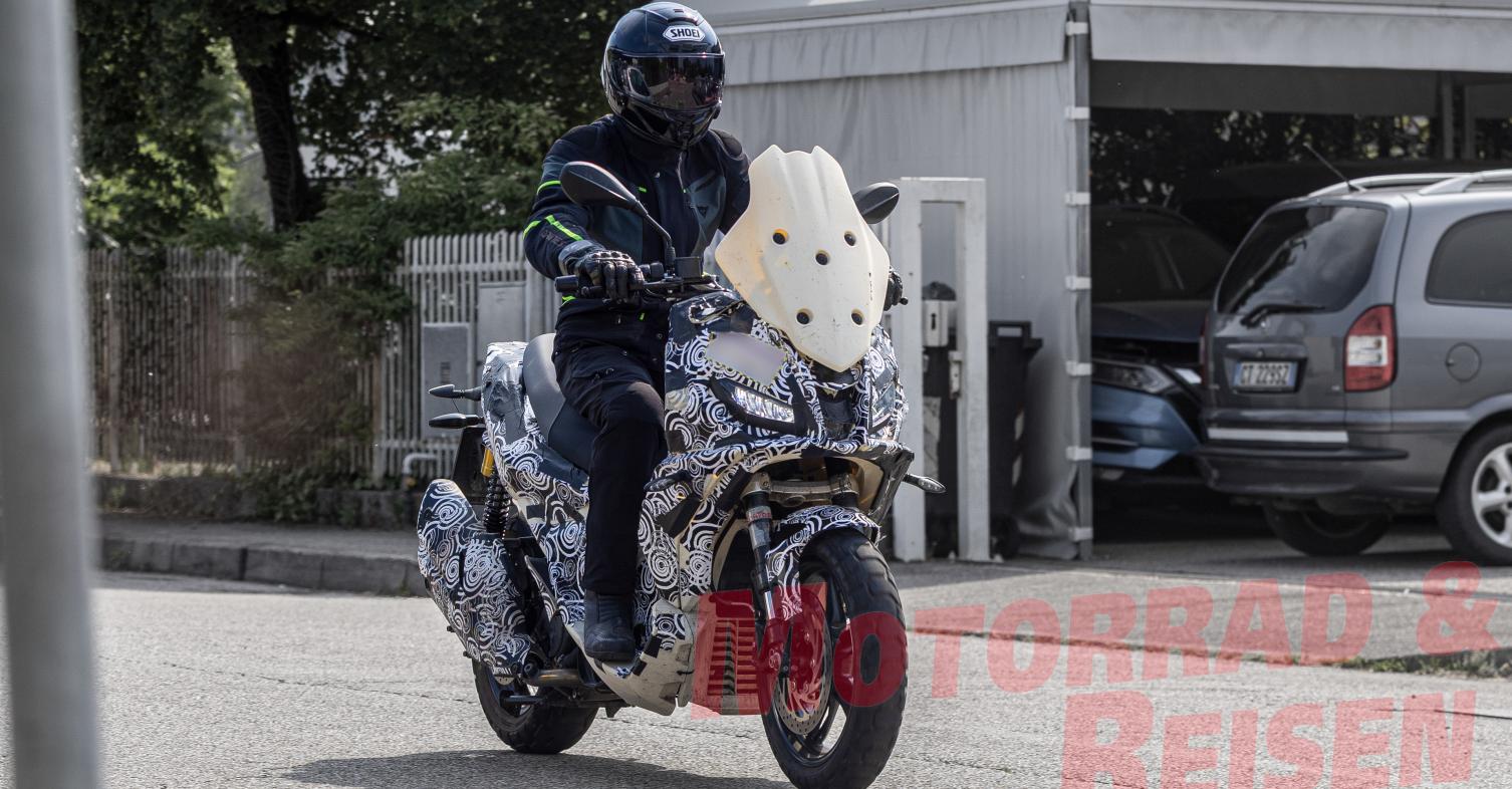 Spy Aprilia SR 400 GT