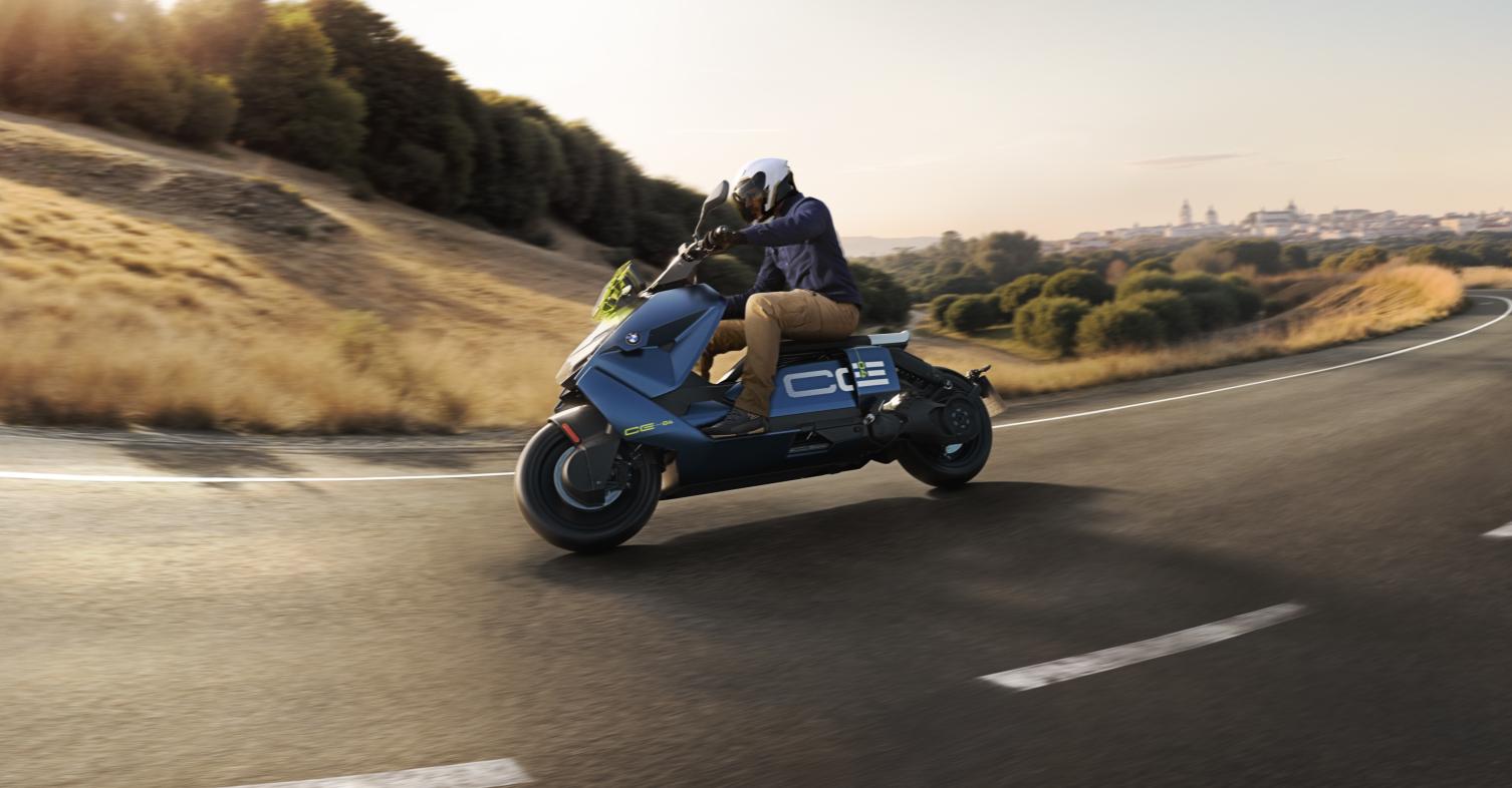BMW CE04 2026