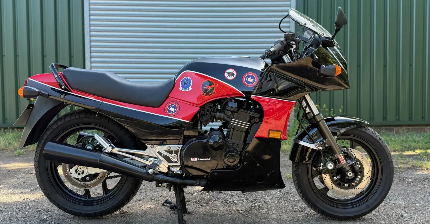 Auction Kawasaki GPZ900 Top Gun
