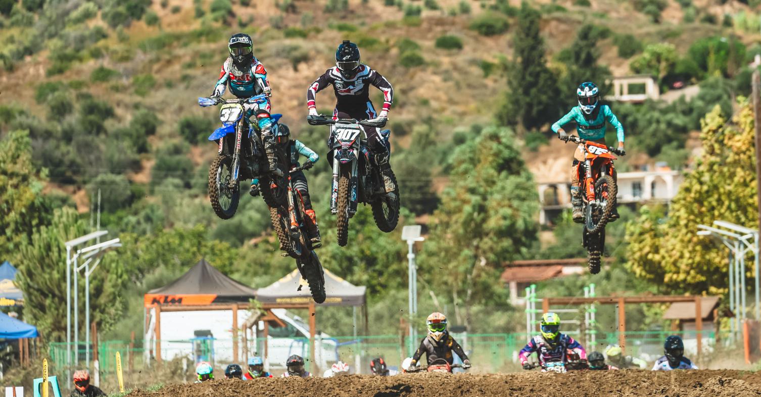 MOTOCROSS Ολυμπία: Ανταγωνιστικός 4ος αγώνας – Πρώτες φωτογραφίες – Αποτελέσματα