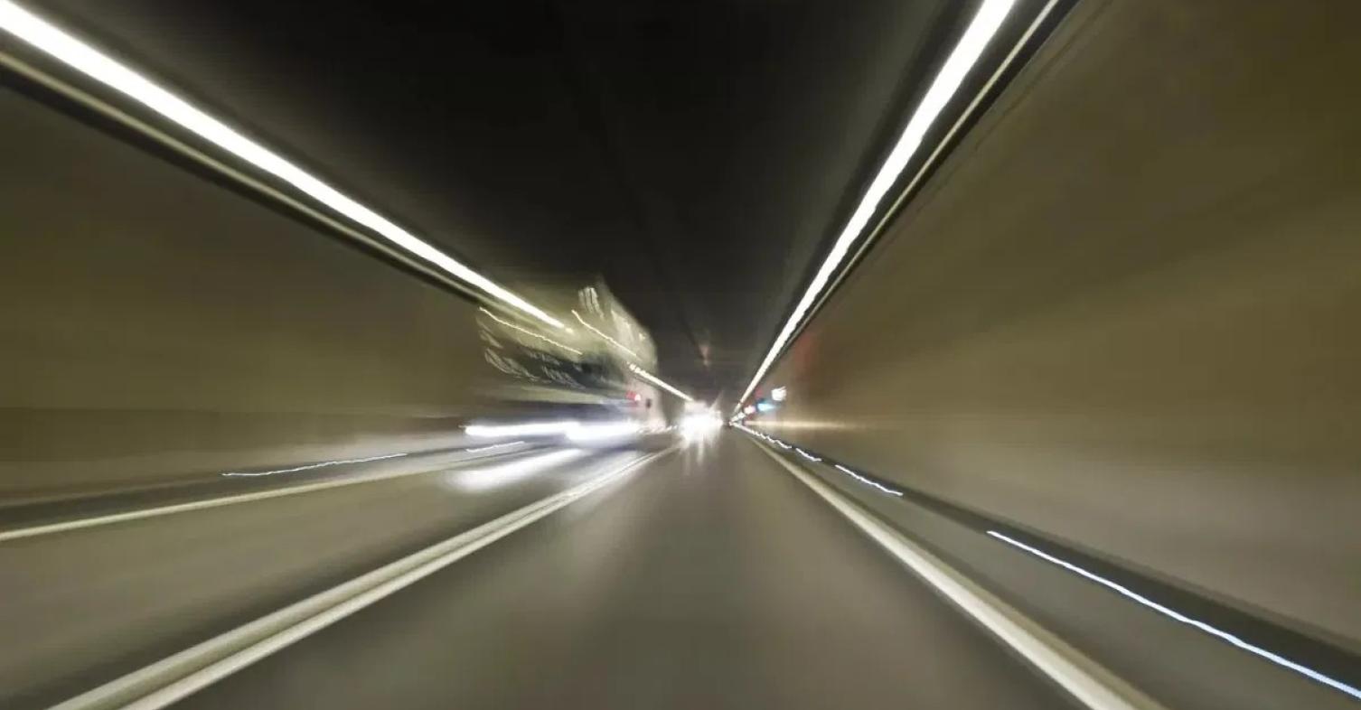 Πρόστιμο 13.500 Ευρώ σε Άγγλο αναβάτη και ισόβιος αποκλεισμός από τους δρόμους στην Ελβετία