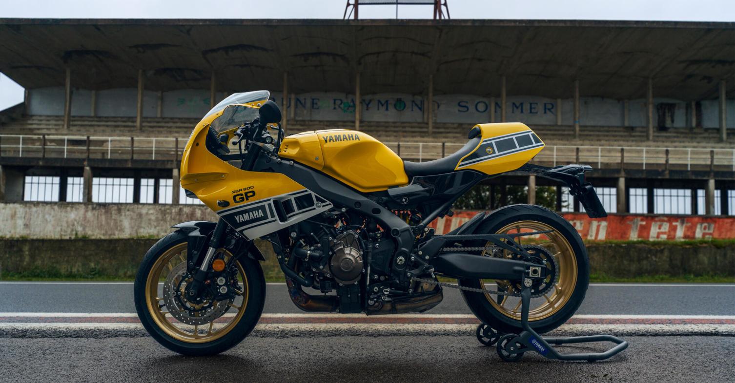 Yamaha XSR900 GP 2026 - Kenny Roberts Livery