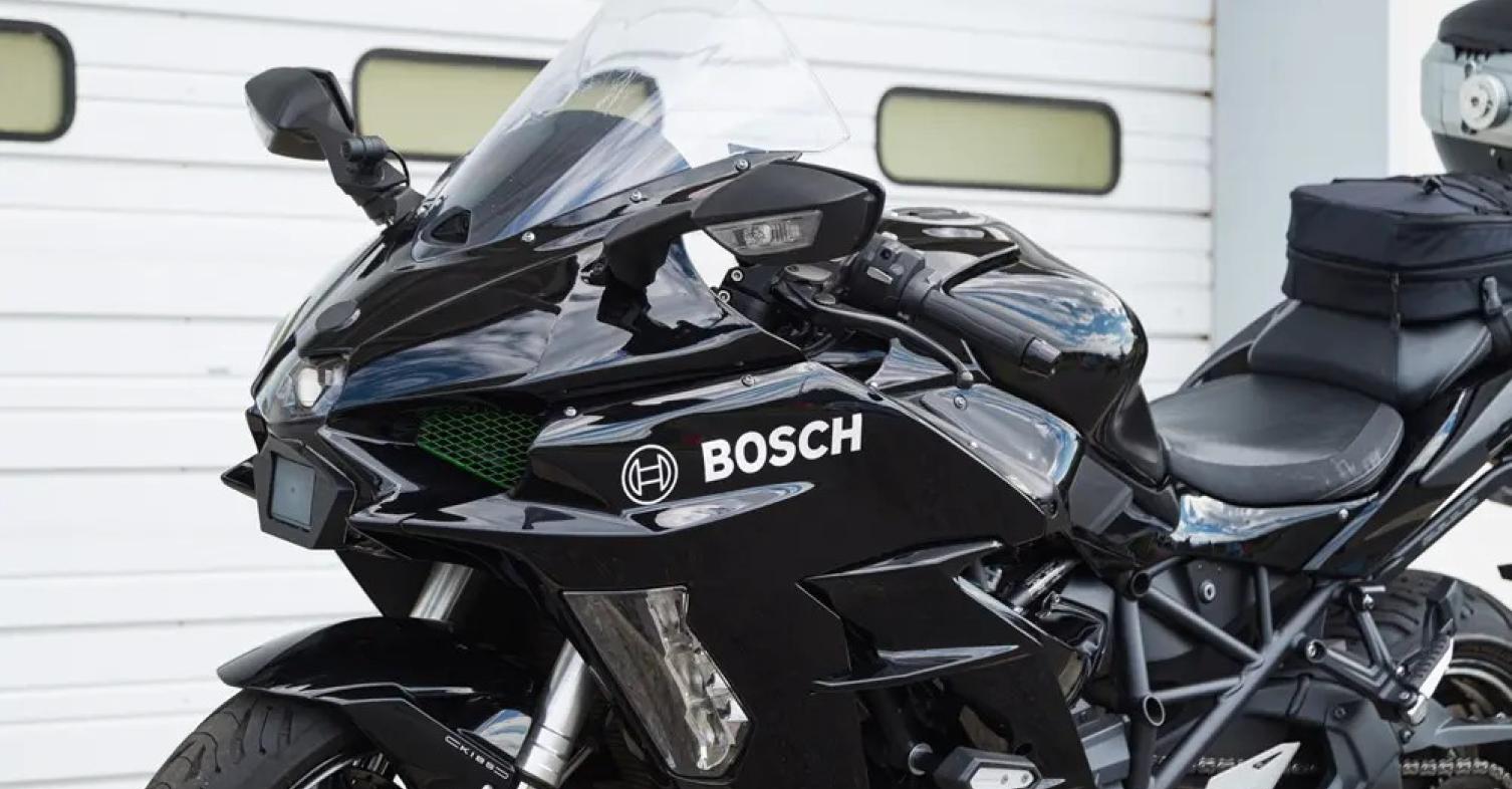 Η BOSCH οραματίζεται επικοινωνία μοτοσυκλετών για μείωση τροχαίων