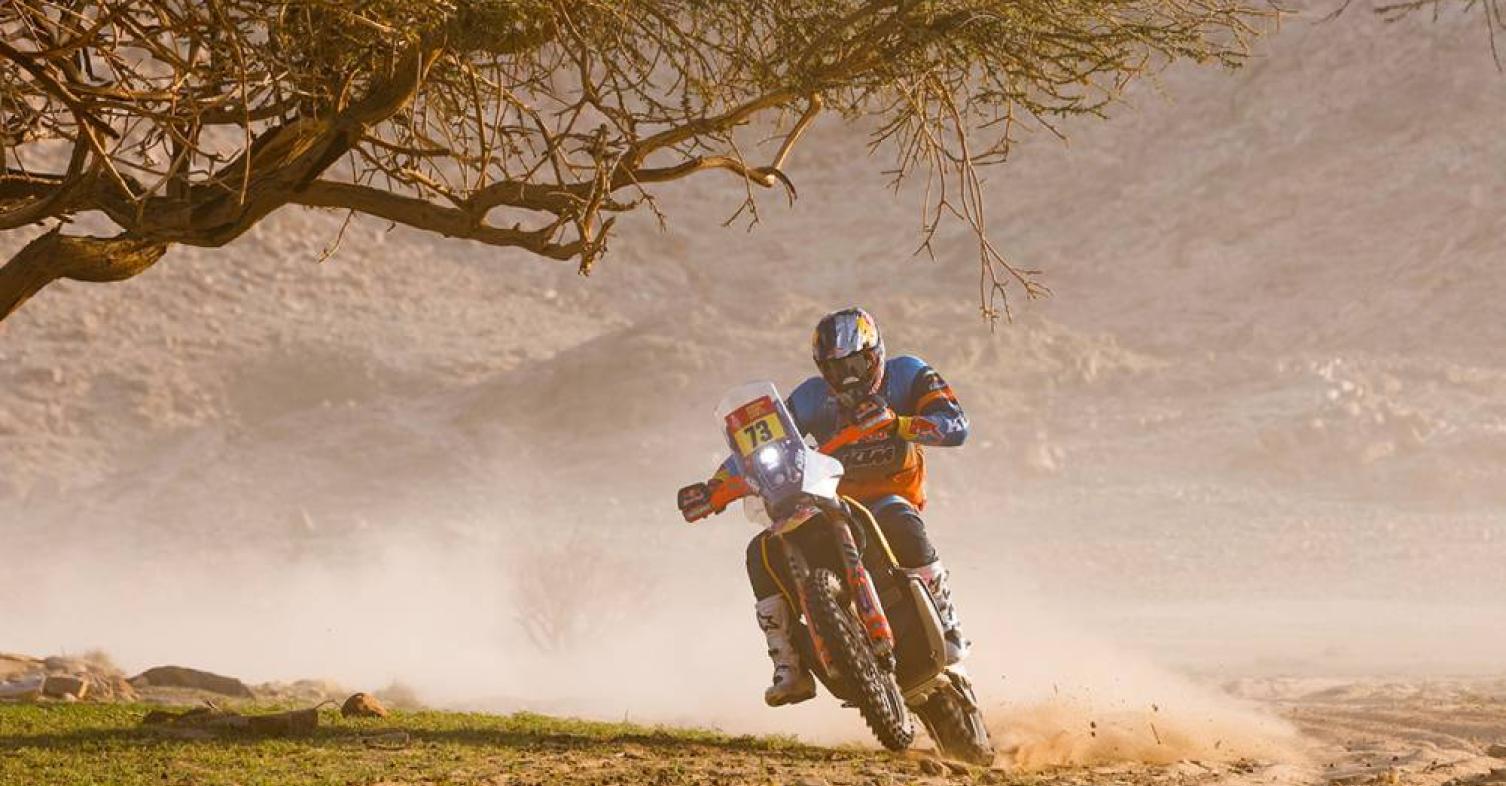 Dakar 2026 – 1o σκέλος: Νίκη Canet με ποινή Branch  - Για στρατηγική KTM εναντίων Honda έκανε λόγο ο Brabec