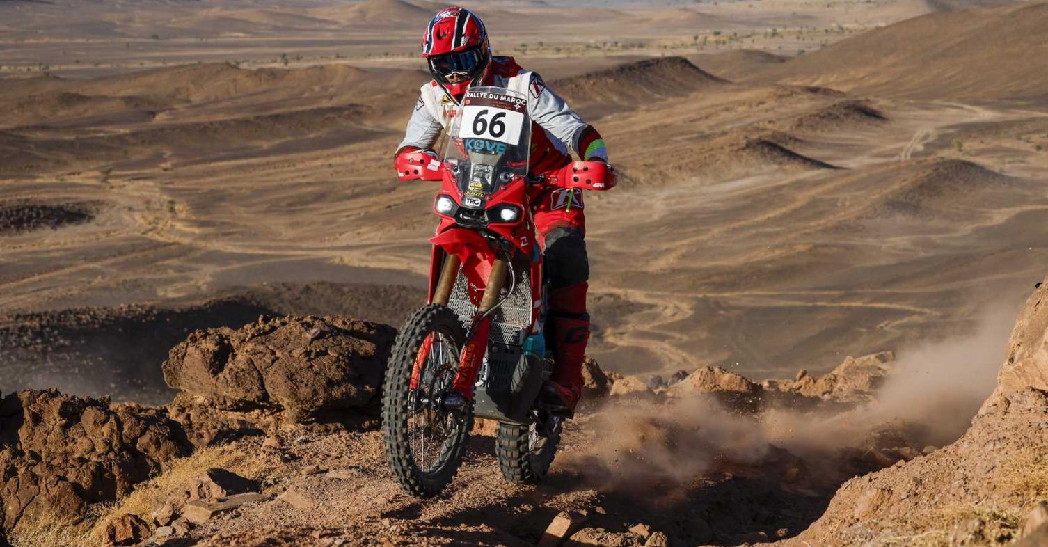 Dakar 2026: Δεύτερη σερί νίκη για Theric και Kove στην Rally2! Τερμάτησε με 1 δευτερόλεπτο διαφορά από τους εργοστασιακούς της Honda!