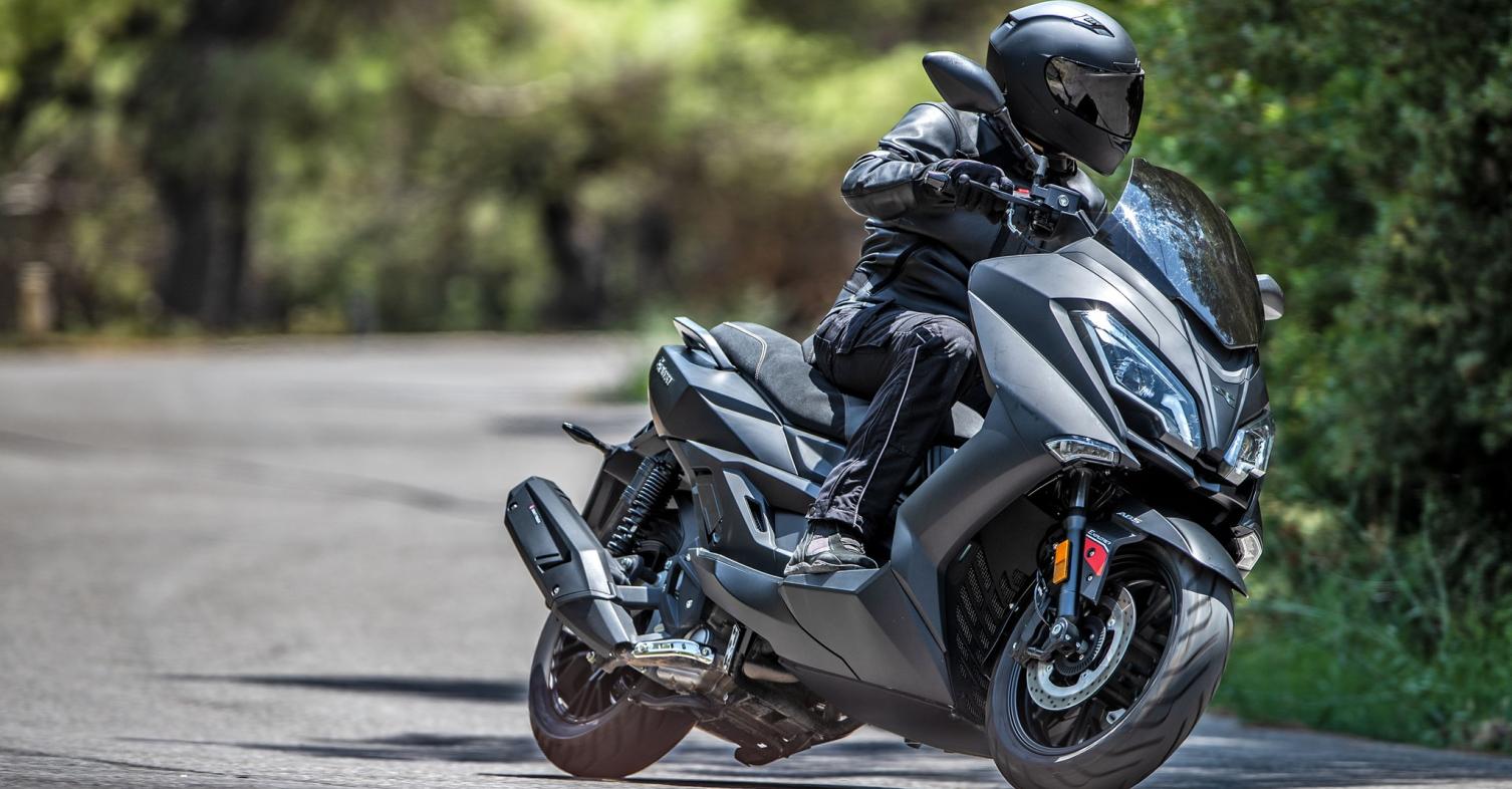 thrust motor explorer 300