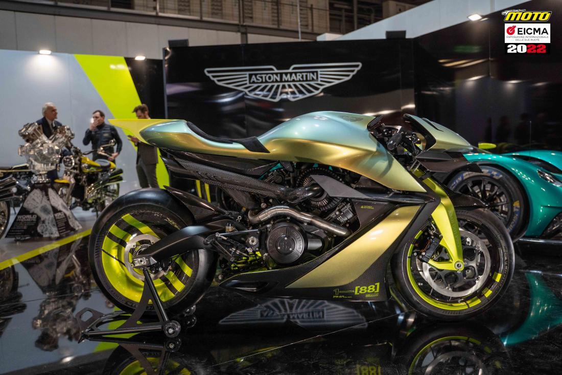 Aston Martin AMB 001 Pro EICMA