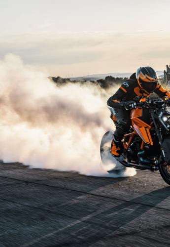 KTM 1290 Super Duke R 2024
