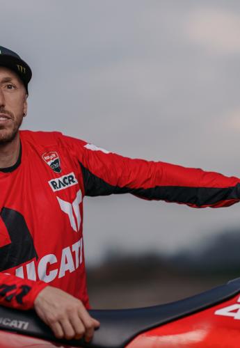 Ducati Desmo 450MX Cairoli AMA