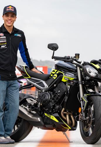 Diogo Moreira – Ο παγκόσμιος πρωταθλητής κερδίζει τις εντυπώσεις και το Triumph Triple Trophy 2025