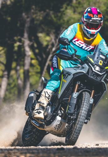 CFMOTO μείωση τιμών εκπτώσεις σε αξεσουάρ 2025