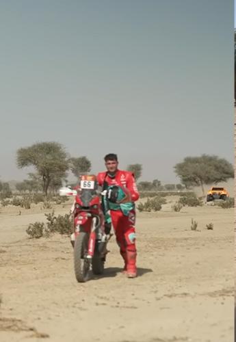 Dakar 2026: Ειδική βράβευση στον Theric που έσπρωξε την Kove για 2,5χλμ με πρακτική ανταπόδοση