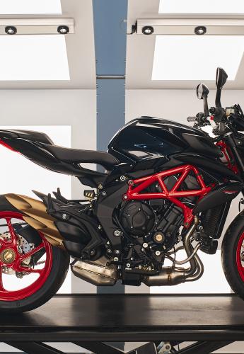 mv agusta brutale 800
