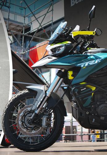 Benelli TRK 902 Xplorer και Benelli TRK 902 Stradale