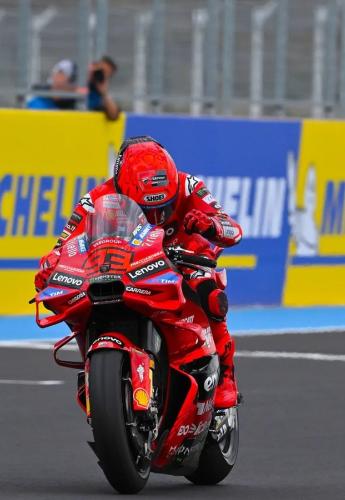 MotoGP Ουγγαρία SPRINT: Απόλυτη νίκη Marc Marquez με ολική επικράτηση