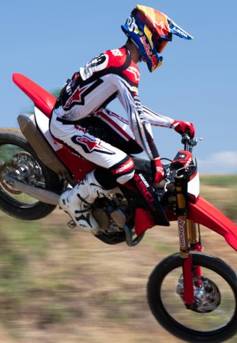 Ducati Desmo450 MX 2027