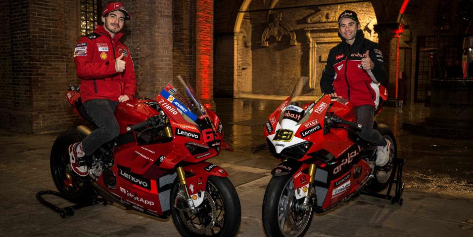 Ducati Panigale V4 Champions Replica