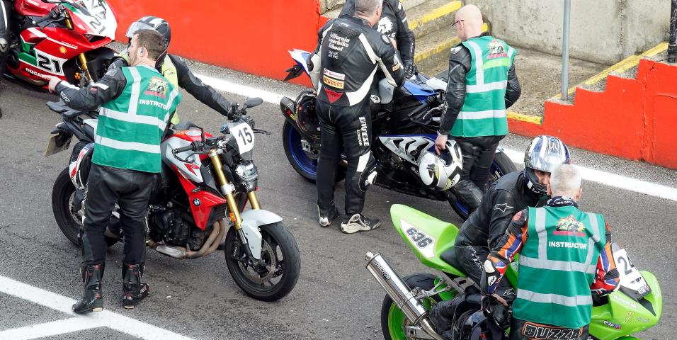 California Superbike School - Ερχεται στην Ελλάδα