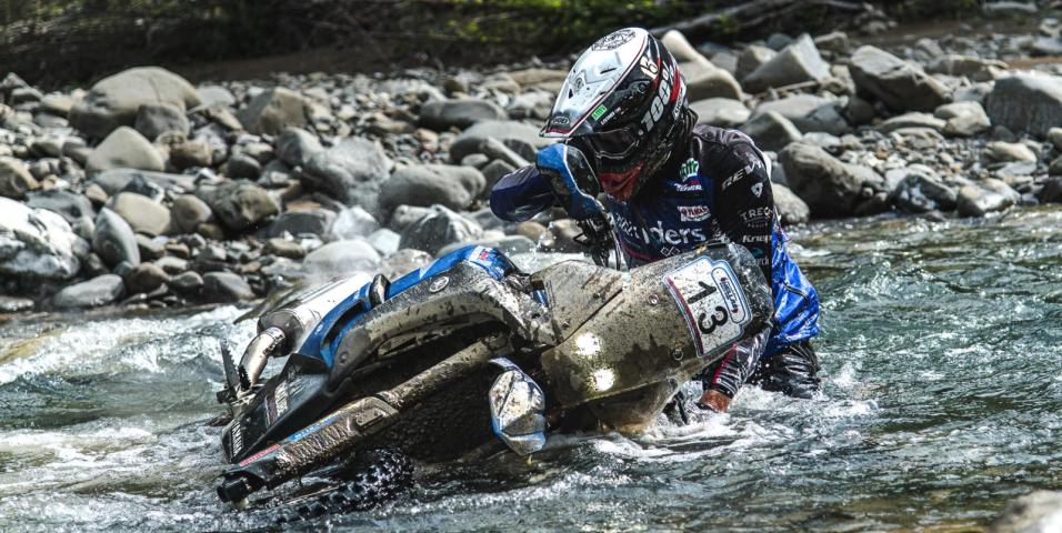 Hellas Rally Raid: Ακυρώθηκε η 3η μέρα, μοτοσυκλέτες έμειναν το βράδυ στα βουνά και το ποτάμι έπνιξε κάποιες από αυτές!