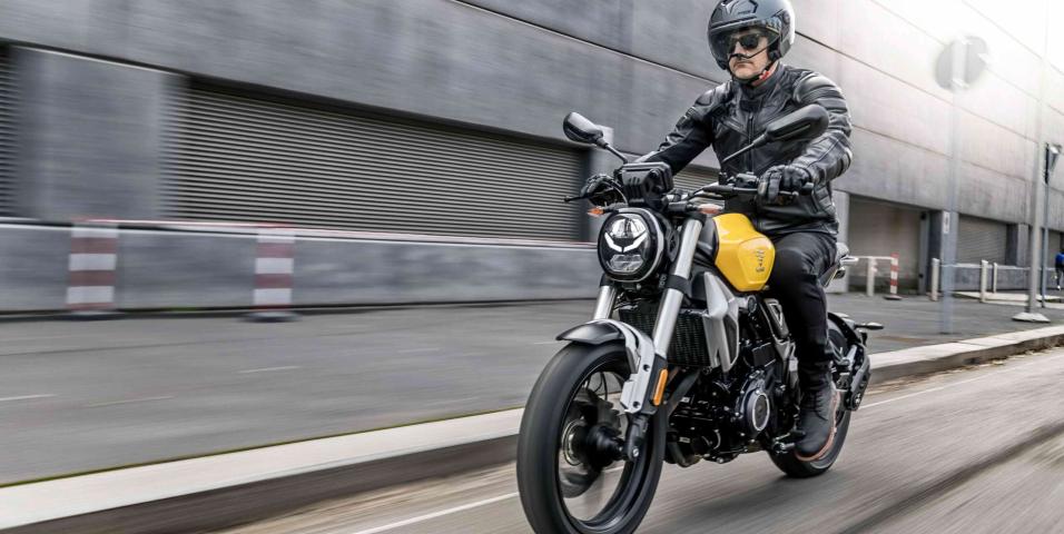 Voge 350AC
