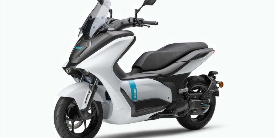 Yamaha EO1